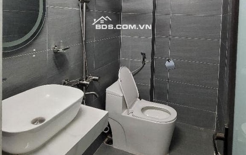 Bán nhà Khương Trung - Ô tô đỗ cửa - Ngõ rộng thoáng,  48m2 - 4PN
 Kinh Doanh Đỉnh Cao, gần chợ trường, siêu thị khu dân trí cao.