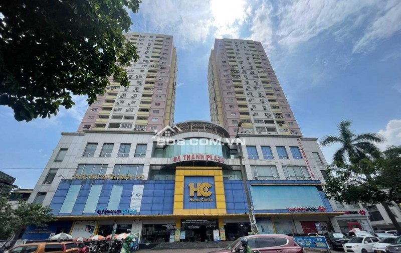 Cho thuê mặt bằng thương mại 1800m2*2 tầng mặt tiền 55m, trung tâm thương mại Hà Thành Plaza Thái Thịnh - Đống Đa cực đẹp