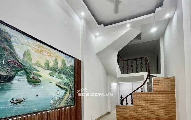 Hiếm Nhất! Nhà Kim Giang 40m*5T, Ô Tô cạnh nhà, 2 thoáng, sát Vành Đai