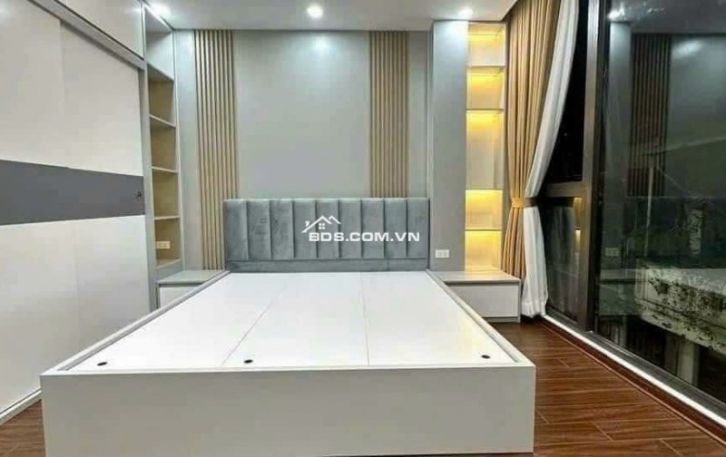 Nhà đẹp 6T Thang Máy Ngô Gia Tự, Ôtô Tránh,ngõ thông,Lô Góc,KD, 50M, Nhỉnh 10Tỷ