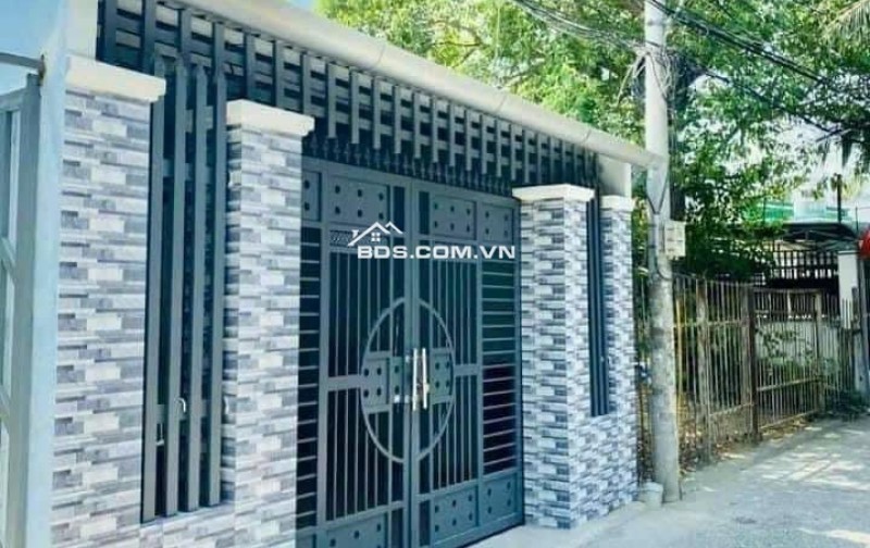 Sang gấp căn nhà tân thông hội củ chi 150m2 sổ hồng riêng giá chỉ 620 trieu, Sổ riêng.