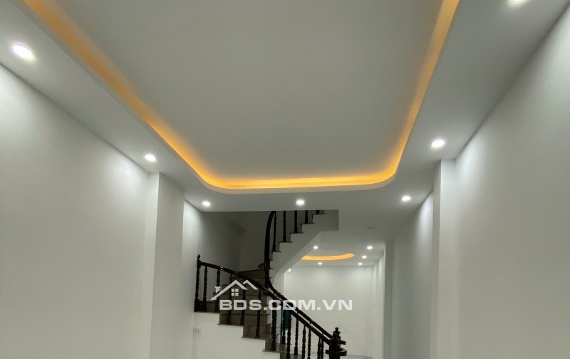 B.Á.N GẤP- DUY NHẤT HUYỀN KỲ-35M2- OTO VÀO NHÀ