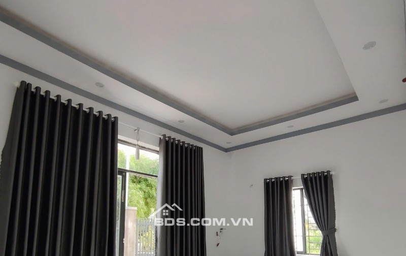 Bán nhà TTTT Đất Đỏ - vị trí 2 mặt tiền - 105.6m2 - SHR - 1.4 tỷ. Lh:0856038138 – 0976600623.