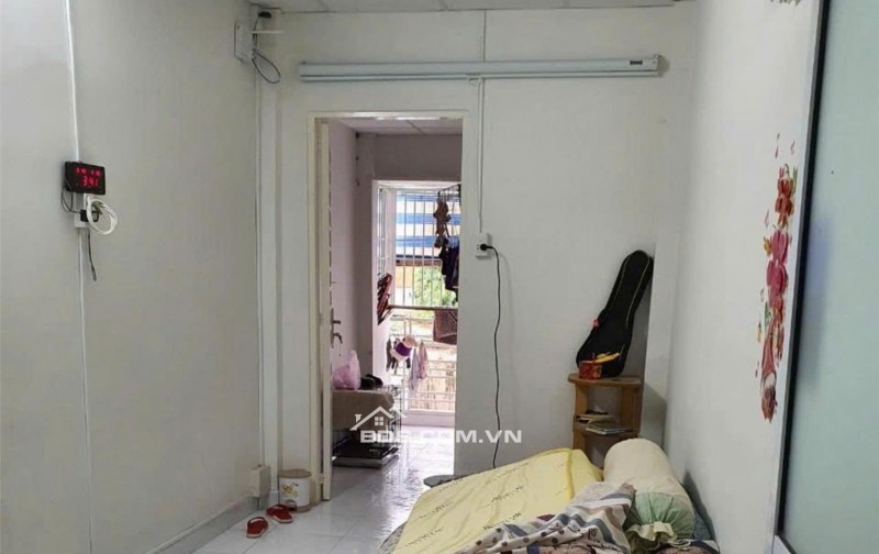 NHÀ ĐẸP QUẬN 10 - HOÀN CÔNG ĐỦ - DTSD 40M2 - HẺM BA GÁC - KHU DÂN TRÍ CAO NHỈNH 3 TỶ