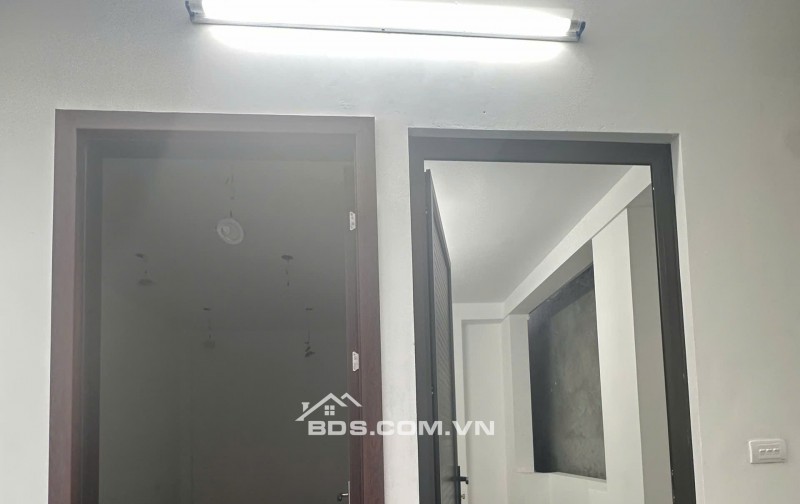 Nhà Đẹp 5 Tầng 38m² Phương Canh Giá 4.6 Tỷ Gần Ô Tô Tránh Tặng Nội Thất 2 Thoáng