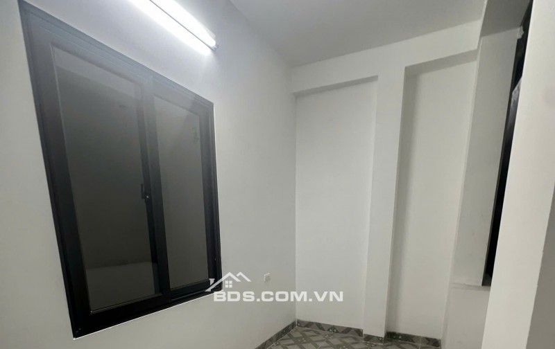 Nhà Đẹp 5 Tầng 38m² Phương Canh Giá 4.6 Tỷ Gần Ô Tô Tránh Tặng Nội Thất 2 Thoáng