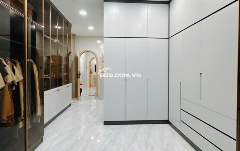 MTKD NGUYỄN BIỂU F1 QUẬN 5 - 73M2 4 TẦNG - GIÁ 23 TỶ