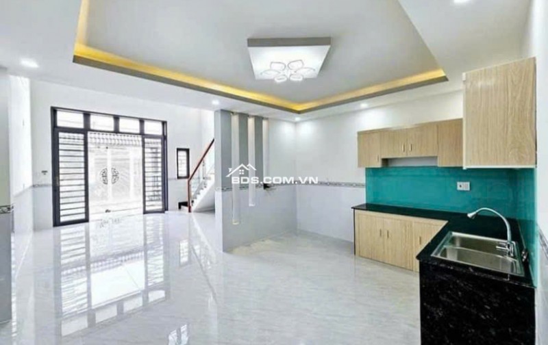 Chị Trang Bể Hụi Bán gấp nhà 120m2 ( 740tr) Sổ Riêng nguyễn Văn Bứa , Hóc Môn