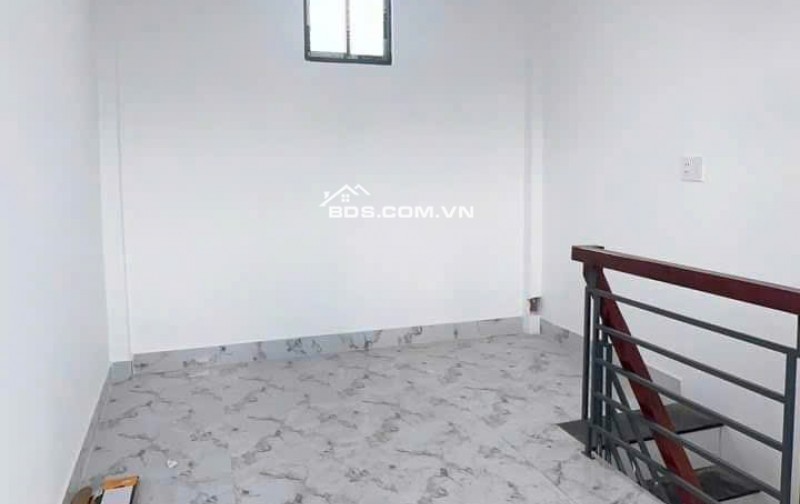 Bán nhà tại Mỹ Hạnh Nam Đức Hòa 16m2 chỉ 380tr CCVB bao mọi chi phí. Lh:0938463731