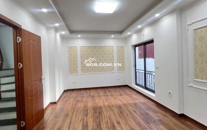 KIM CHUNG - HOÀI ĐỨC - NHÀ ĐẸP  LÔ GÓC  - OTO TRÁNH QUA NHÀ - KINH DOANH NHỎ - TIỀM NĂNG LỚN Liên Hệ : 0919221668