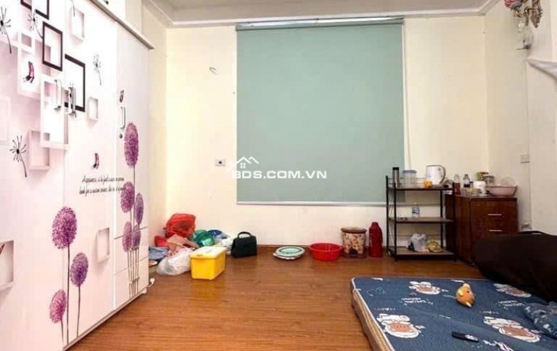 Bán nhà TRUNG TÂM ĐỐNG ĐA vị trí cực đẹp 30m2 x 4 tầng - Sổ đỏ sẵn - chỉ 5.x tỷ. Lh:0965135166.