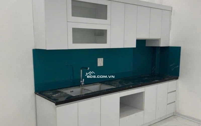 BÁN GẤP NHÀ LÔ GÓC 36M X 5 TẦNG, Ô TÔ ĐỖ CỬA 
LH: 0372413014