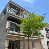 Nhà mới SHR đã hoàn công 2 tầng lầu 68m2, KDC Bình Chuẩn,  Thuận An, BD, Giá chỉ nhỉnh 3ty thương lượng.