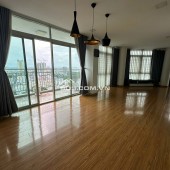 Gia đình cần bán gấp căn hộ tâm huyết Tản Đà Court: 163m2, 3PN, 3WC sổ hồng riêng, giá 8.7 tỷ TL