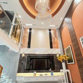 Nhà đẹp có Thang Máy HXH 63m2 4PN Phạm Văn Chiêu P14 Gò Vấp hơn 13 tỷ
