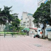 BÁN ĐẤT- TẶNG NHÀ 3 TẦNG, LÔ GÓC 3 THOÁNG, HÀNG XÓM ROYAL CITY GẦN 60M