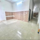 chủ ngộp bán gấp nhà 100m2, SHR, Đ.Lê Thị Hà Tân Xuân, 650tr Còn TL
