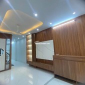 NHÀ ĐẸP MIÊU NHA - TÂY MỖ- Ô TÔ ĐỖ CỬA - FULL NỘI THẤT - SÁT PHỐ GIÁ CHI HƠN 5 TỶ