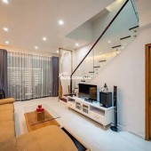 Bán gấp nhà trệt lầu 85m2, đường số 10, Linh Xuân, Thủ Đức. Giá 4.5 tỉ thương lượng.