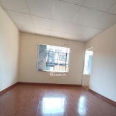 Bán tập thể Thành Công, tầng 4, trung tâm Ba Đình, ô tô đỗ chân cầu thang