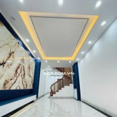 Bán nhà Bùi Xương Trạch- Ngõ rộng- Gần phố- Nhà mới tân gia- 40m- 7,7 Tỷ