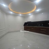 Nhà vị trí đẹp Đống Đa 50m2 x 4 tầng, mặt tiền đẹp - Ô tô gần