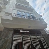 Nhà Lai Xá Gần Đường 32 Mặt Tiền 4m 5 Tầng 32m2 Full Nội Thất Giá 3.5 Tỷ Cơ Hội Đầu Tư Tốt