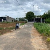chủ cần bán gấp lô 500m2 tại Bến Lức Long An