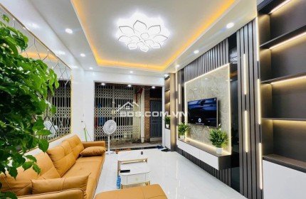 Nhà HXH 3 tầng gần Nguyễn Duy Trinh, 52m2, 3 tầng , 3PN , Hoàn công