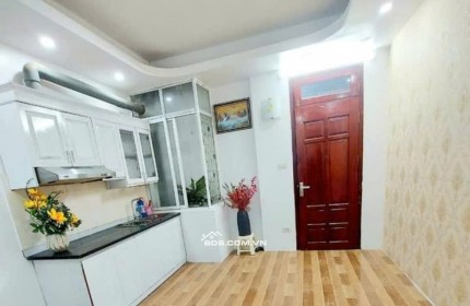 Bán căn hộ chung cư mi ni phố Quan Nhân Thanh Xuân 40m x 1.160 tỷ, tặng nội thất