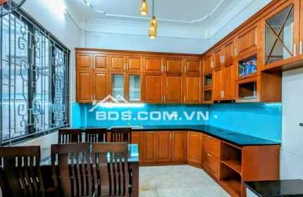 BÁN NHÀ HOÀNG VĂN THÁI, DT 55m2, 3 tầng, cực hiếm, ô tô đỗ trước cửa, giá nhỉnh 6 tỷ