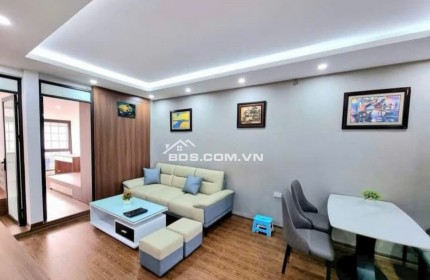 Bán tập thể Mai Dịch Cầu Giấy DTSD 86M - 3 ngủ, 2VS giá 3.5 tỷ, nhà đẹp, 2 thoáng, đủ đồ