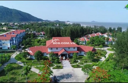 Bán lô đất mặt biển Hải Tiến 300m², đầu ve, đối diện resort Thiên Đường Xứ Thanh