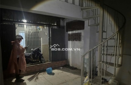 PHƯỞNG 1 QUẬN 5 - KHU HIẾM NHÀ BÁN -  NHÀ TO - VỊ TRÍ ĐẸP - GIÁ 6.9 TỶ ( THƯƠNG LƯỢNG) MUA NGAY KẺO LỠ