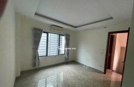 Nhà riêng Lê Hồng Phong Hà Đông 50m2,xây 4 tầng,MT5.6m giá 7 Tỷ