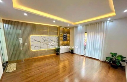 BÁN NHÀ MỚI - THIẾT KẾ TRẺ TRUNG - NỘI THẤT THÔNG MINH - 4.5 TỶ - TRUNG TÂM LONG BIÊN - 50M2 - 5 TÀNG MT 5M- NGUYỄN VĂN CỪ - LONG BIÊN - HÀ NỘI