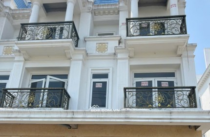 Chính chủ bán căn Shophouse Dự án KCN Hải Sơn, Đường 2, Xã Đức Hoà Hạ, Đức Hòa, Long An