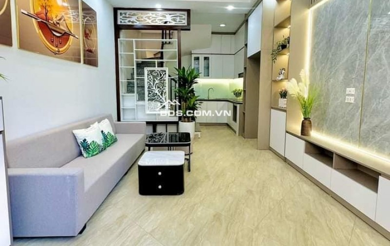 Nhà Đẹp Ở Luôn Minh Khai, Hoàng Mai 30m, 5 tầng, mt 3.6m, giá 5.86 tỷ