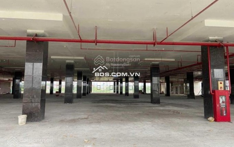 Hiếm DT 1500m2 phố Trịnh Văn Bô khuôn viên rộng cho thuê làm đại siêu thị, trường học, showroom