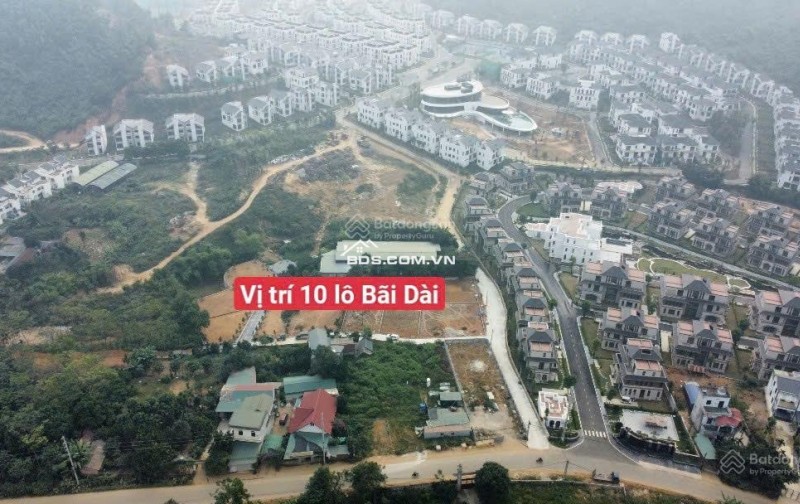 Mở bán 10 lô đất tuyến 2 đường Bãi Dài giáp khu biệt thự Xanh Villas, Tiễn Xuân. Thạch Thất 0975555334