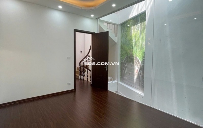 Bán nhà lô góc 3 thoáng, dân trí cao ở Bùi Xương Trạch - Thanh Xuân. DT 65m2 chào 12.9 tỷ