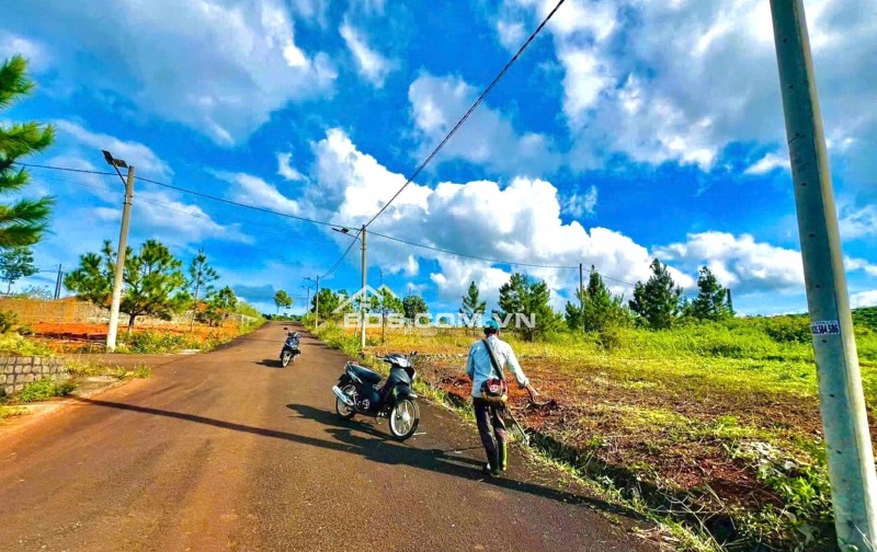 CÁCH ĐIỂM XUỐNG CAO TỐC 1,8KM NGAY HỒ NAM PHƯƠNG PHƯỜNG LỘC PHÁT TP BẢO LỘC GIÁ CỰC RẺ