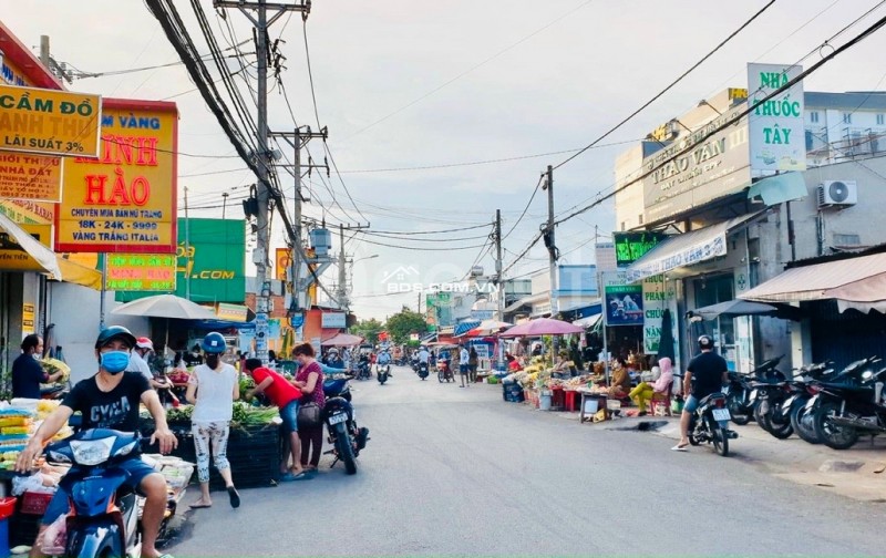 Bán đất Quận thổ cư,giá 2.9 tỷ,Khu DânCư Đông,Tiện KInh Doanh,Buôn Bán