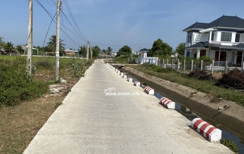 Bán đất giá rẻ khu ba tàu. Thôn An Thạnh - An Hải, gần TP Phan Rang - Tháp Chàm