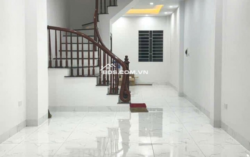 Chính chủ gửi gắm siêu phẩm Nam Từ Liêm 34m², 5 tầng long lanh như mới, đẹp đến mức hàng xóm cũng ghen tị.