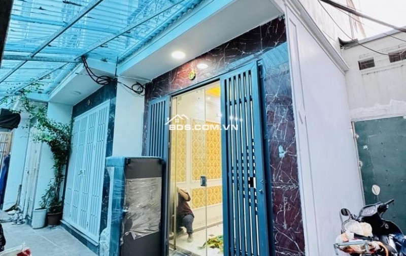 Bán nhà mới tinh ngõ rộng ở Ngũ Nhạc,H.Mai, DT 30m2, giá nhỉnh 4 tỷ