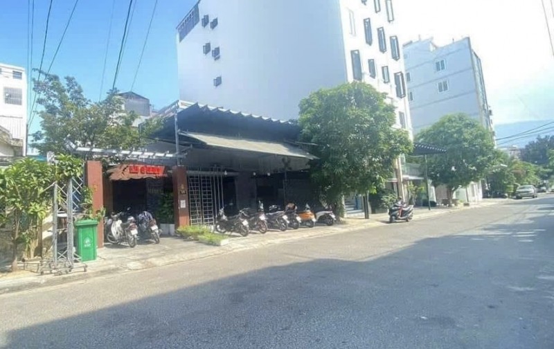 Bán nhà cấp 4 ngang 15,6m nở hậu đường Lê Chân, tp. Nha Trang