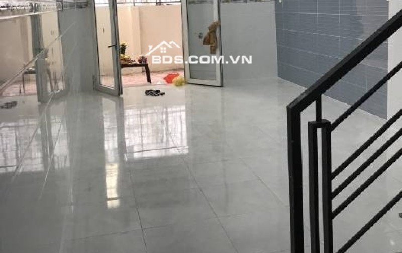 Nhà Hiệp Bình Phước 105m² - 2 Căn Cho Thuê Ổn Định, Giá Hơn 5 Tỷ