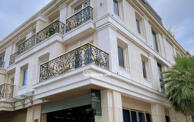 Sụp hầm rẻ hơn thị trường 2T cho căn Shop house biệt thự Pavillon