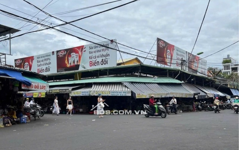 BÁN NHÀ 2 MẶT TIỀN KHU BÀN CỜ NHA TRANG ĐƯỜNG HUỲNH THÚC KHÁNG.MUA 1 ĐƯỢC 2. CÓ NGAY DÒNG TIỀN THỤ ĐỘNG HÀNG THÁNG